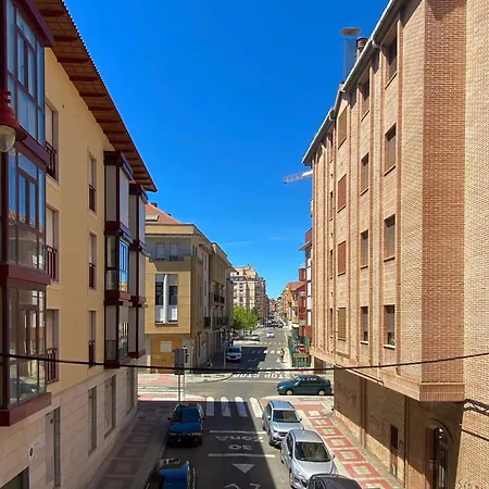 Апартаменты Bonjour Cathedrale By Aroom Vut-le-1187 *