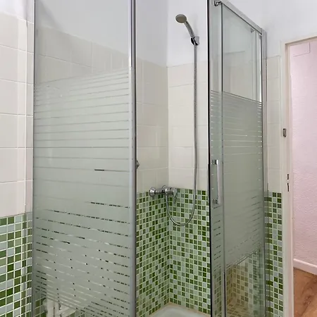 Bonjour Cathedrale By Aroom Vut-le-1187 Леон