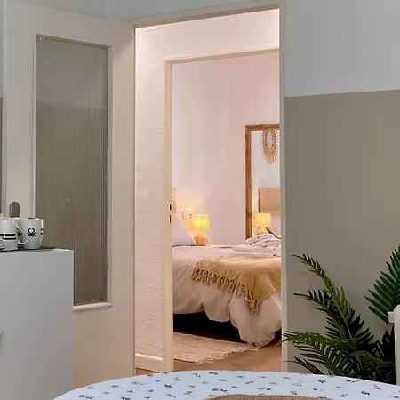 Bonjour Cathedrale By Aroom Vut-le-1187 Леон