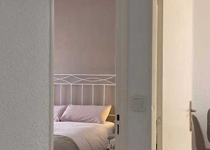 Bonjour Cathedrale By Aroom Vut-le-1187 León