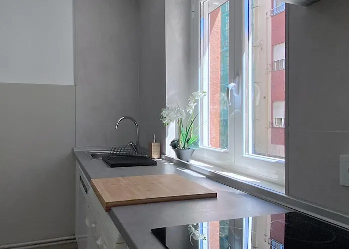 Bonjour Cathedrale By Aroom Vut-le-1187 León